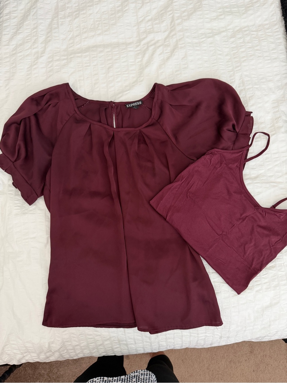 Express Women's Burgundy Pleated Short Sleeve Blouse with Matching Camisole
